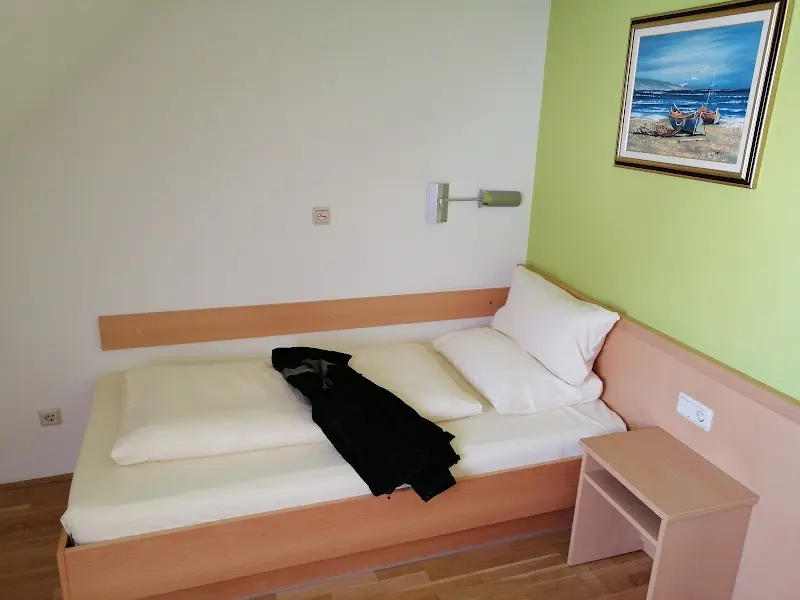 Hotel & Restaurant Hugenottengarten_Friedrichsdorf_slider_image_2