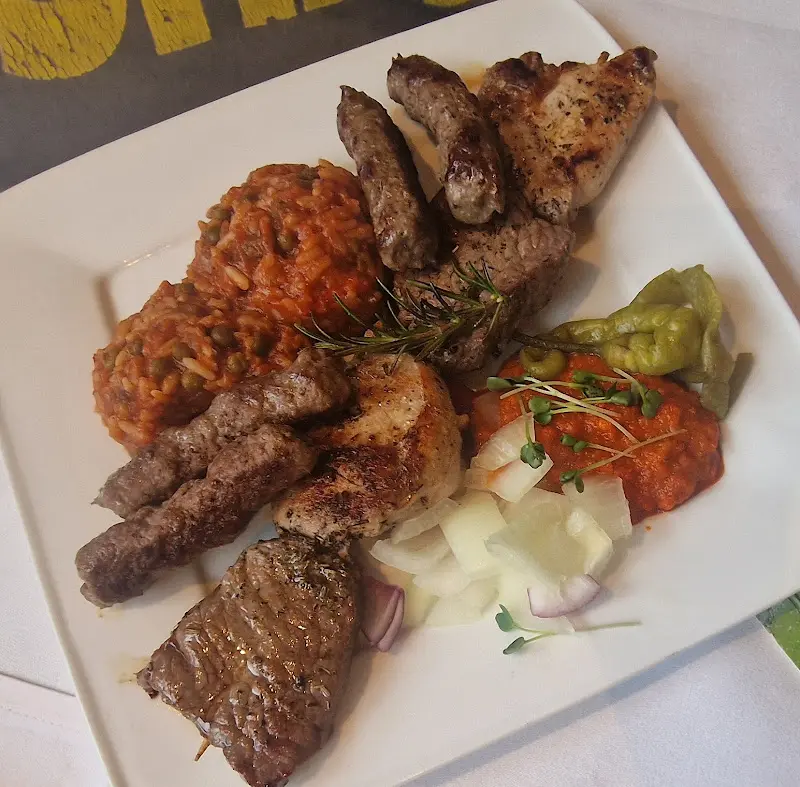 Zum Bürgerhaus Kirdorf - Deutsch-Kroatische Küche_Höhe_slider_image_3