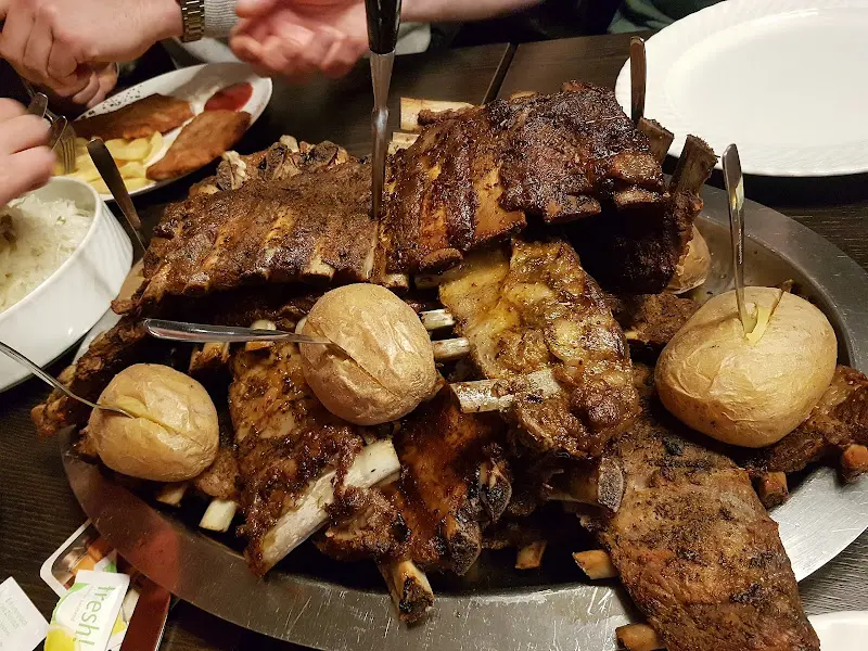 Oase - Gaststätte Haus an der Eder_Fritzlar_slider_image_2