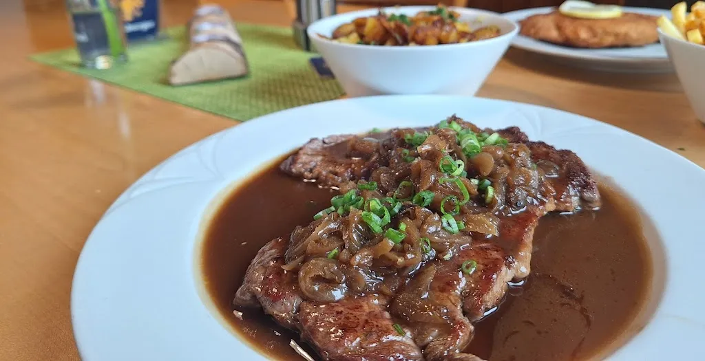 Harry Bromm_Gasthaus Krone Adelstetten Fam. Markus Beißwenger_Alfdorf_reseña