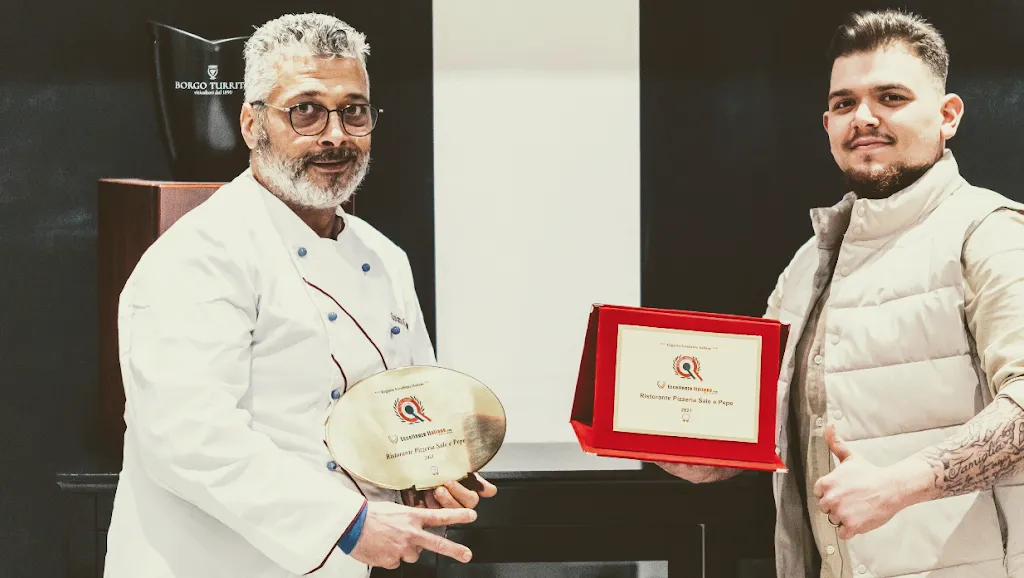 Ristorante Pizzeria Sale e Pepe - Pietro Quadrino_Dettenhausen_slider_image_3