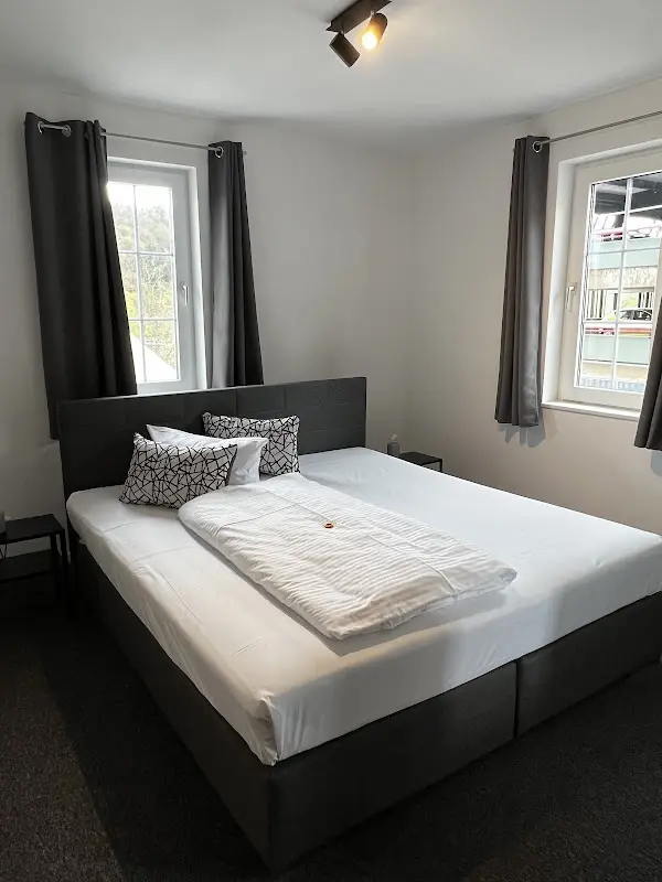 Meyenhof_(Eder)_slider_image_2