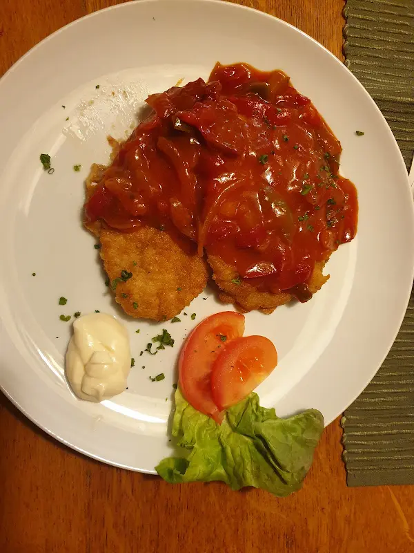 Eric Pahlke_Gasthaus Vöhl_(Eder)_review