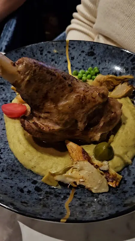 Eliá Restaurant_Main_slider_image_2