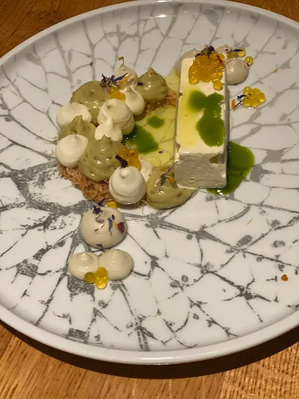 Eliá Restaurant_Main_slider_image_3