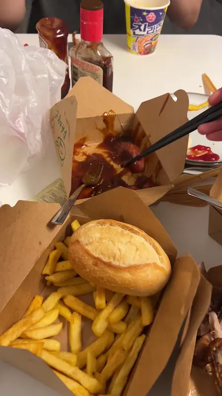 CHICKERIA GALLUS_Main_slider_image_2