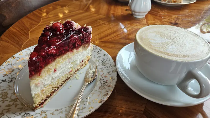 Café Omalisbeth_Gernsheim_slider_image_3