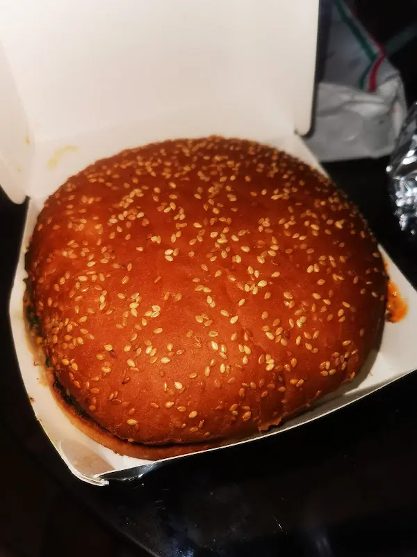 Cassandra M_X-TRA PIZZA_Ginsheim-Gustavsburg_review