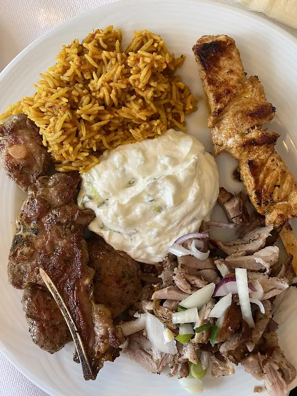 Olympia Griechisches Restaurant_Gladenbach_slider_image_3