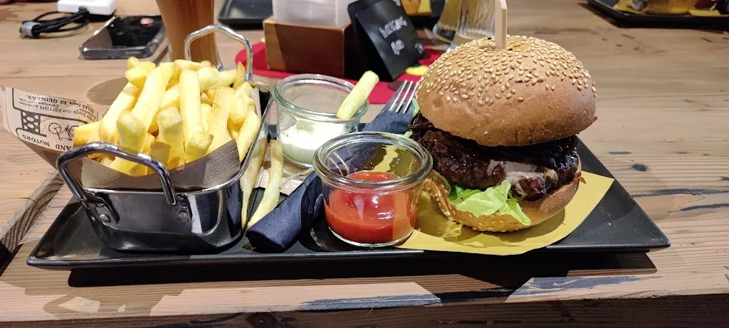 Snypos_MÄX - Bistro_Dunningen_avis