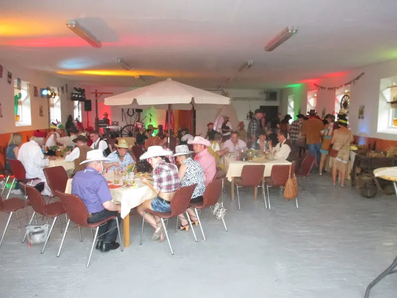 Gasthaus zum Rotstein restaurant in Glashütte