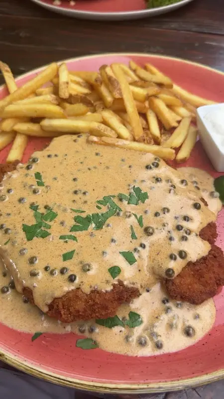 Coconut Restaurant Cocktailbar Biergarten_Gelnhausen_slider_image_2