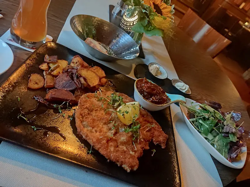 IceBear Blue_Deutsche Eiche Hotel & Restaurant_Grebenstein_review