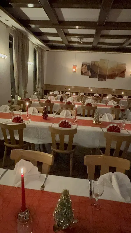 Restaurant & Seecafé Miro ristorante a Usingen