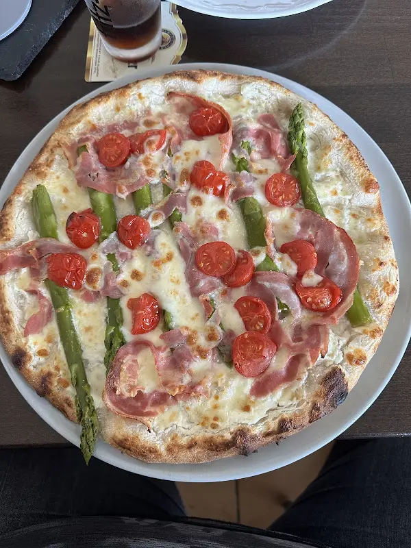 Einfach Lena_Trattoria Pizzeria e Bottega Montanara da Beppo_Greifenstein_review