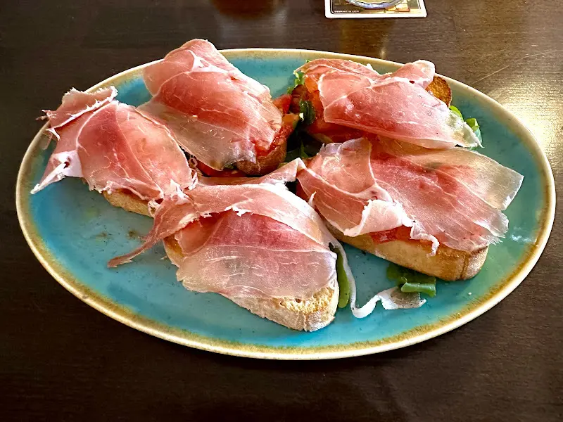 Trattoria Pizzeria e Bottega Montanara da Beppo_Greifenstein_slider_image_3