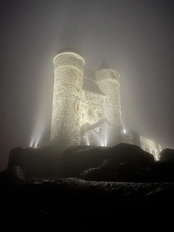 Christian Schu_Bell World Greifenstein_Greifenstein_review