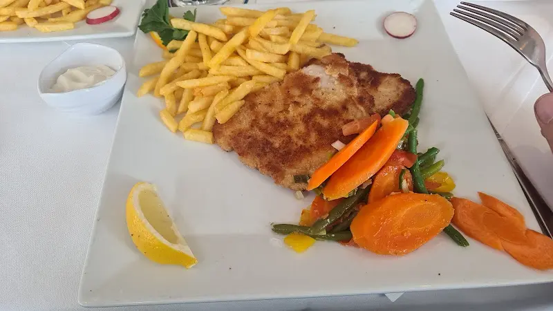 Restaurant Mediterraneé_Groß-Zimmern_slider_image_2