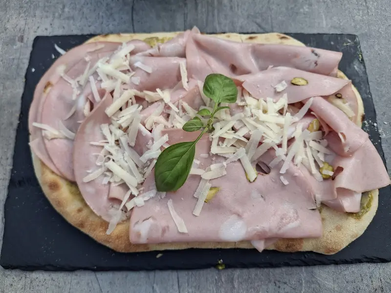 Stefan Feuerstein_Amore Di Vino_Großenlüder_review