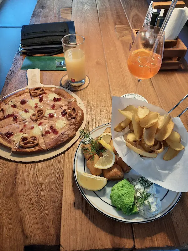 Jana Triebel_Bistro Fischerhütte_Großenlüder_review