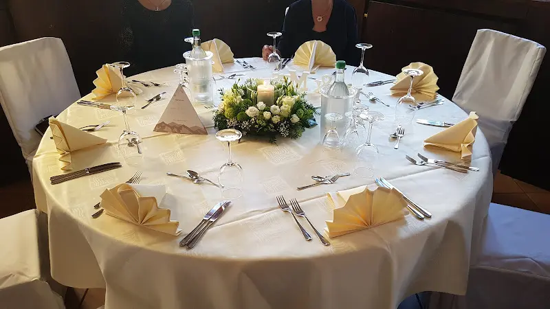 Gasthof zum Adler restaurant in Großenlüder