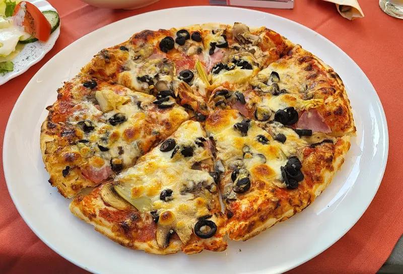 Ristorante - Pizzeria La Fontana_Griesheim_slider_image_3