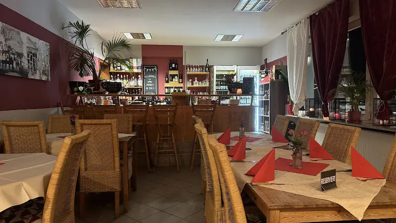 Pizzeria Dolomiti 'Da Toni'_Griesheim_slider_image_1