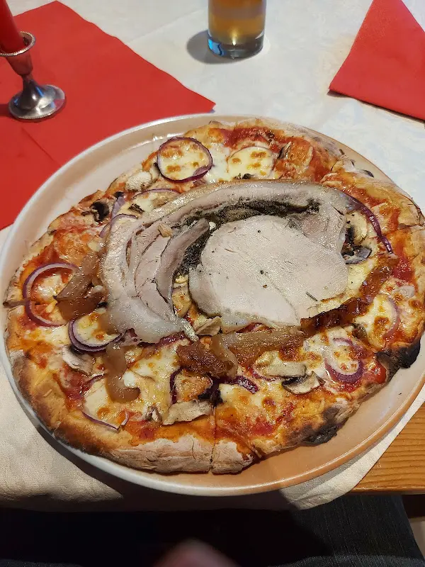 Pizzeria Dolomiti 'Da Toni'_Griesheim_slider_image_3