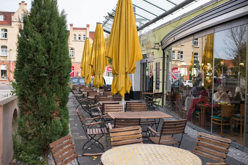 Backhaus Schwarz und Café_Gudensberg_slider_image_1