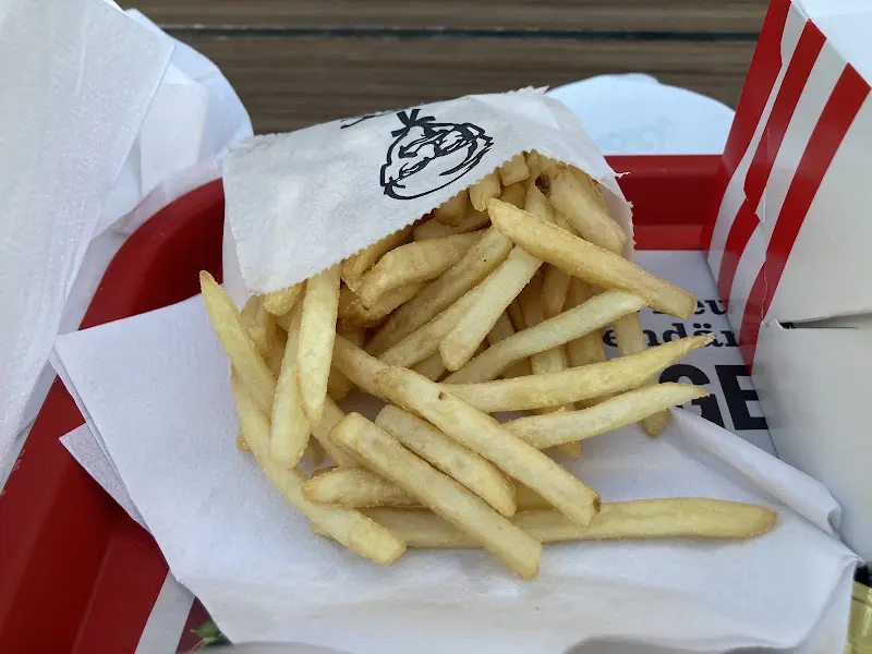 Kentucky Fried Chicken_Guxhagen_slider_image_2