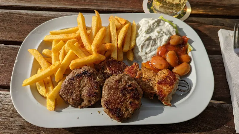 Gaststätte zur Glockenwiese ristorante a Groß-Umstadt