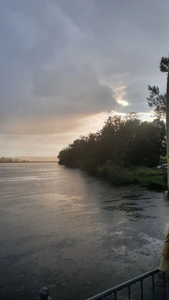 BUMBLE BEE_Haus am See - Café & Restaurant_Mengen_review