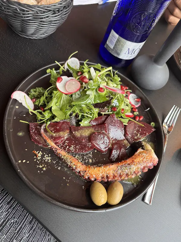 Restaurant Sponde_Main_slider_image_3