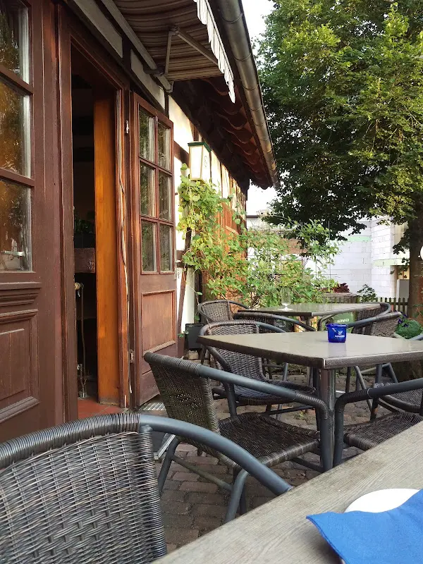 La Grotta restaurant in Helsa