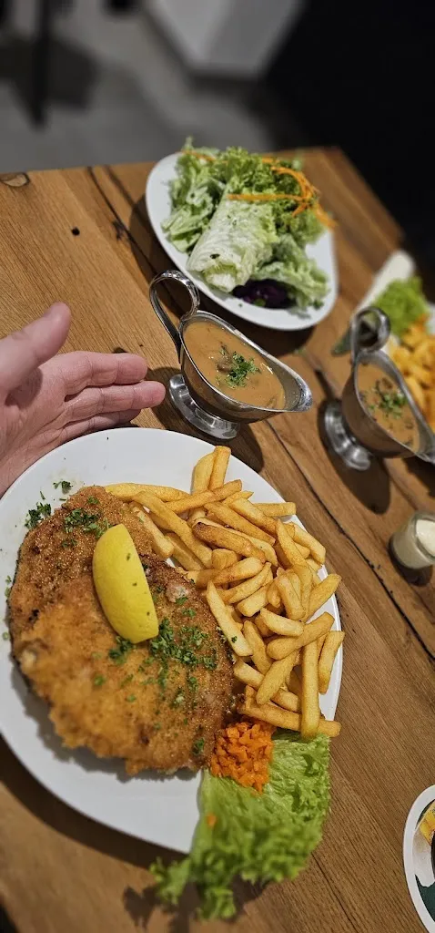 René Dur_Helget’s - Ronny Helget_Eppingen_review