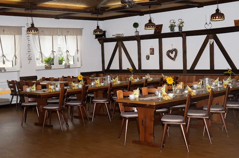 Speisegaststätte Zur Blauen Taube_Straße_slider_image_1