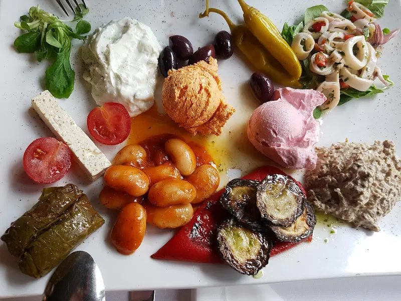 Taverna Santorini_Grünberg_slider_image_2