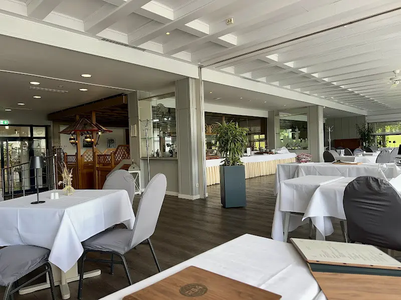 uve Brown_Restaurant @ Sporthotel Grünberg_Grünberg_review