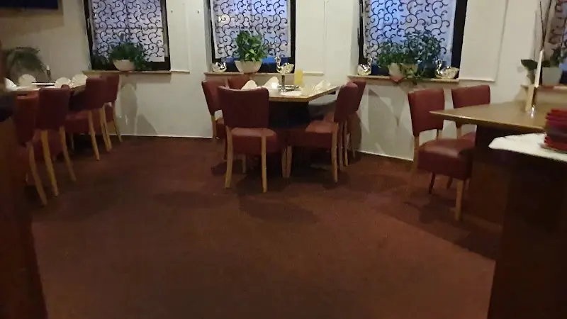 Lovely Palace Indian Restuarant_Grünberg_slider_image_2