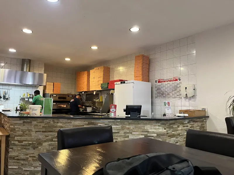 Pizzeria Salerno restaurant in Grünberg