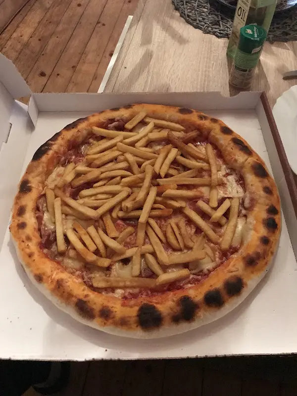 Pizzeria Salerno_Grünberg_slider_image_2