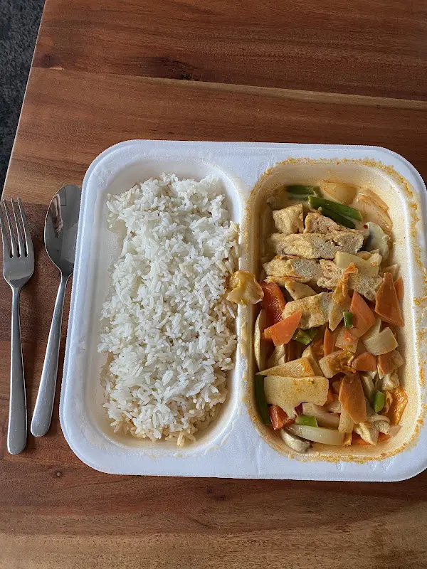 Mi. B_Asia Imbiss Kim Long_Grünberg_review