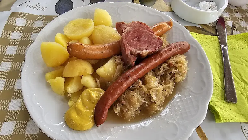 S I_Holzmarktküche_Herborn_reseña