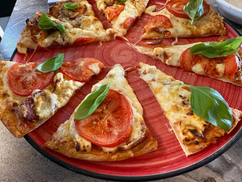 Semi's Pizza & Lieferservice Herborn_Herborn_slider_image_2