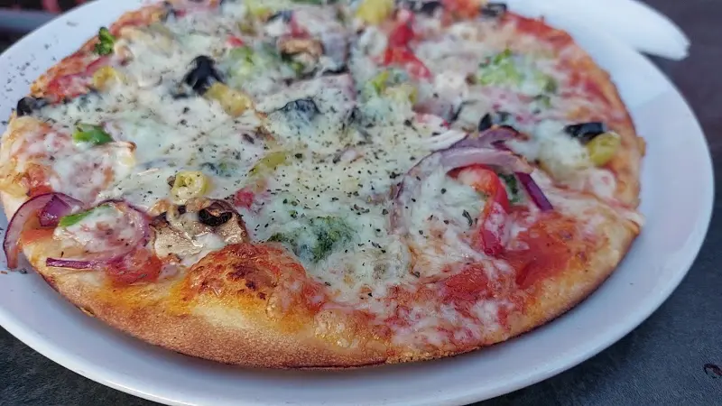 Bombay dining_Lichtenau_slider_image_2