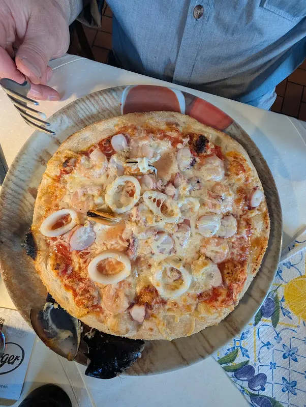 M “Divine” R_Ristorante Pizzeria Italia_Hilders_review