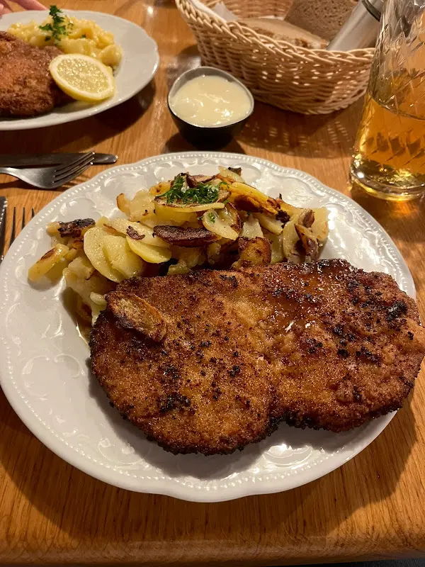 Gaststätte Zum Steinschlößchen - Peter Fetsch Ulrike Ripper GbR_(Bergstraße)_slider_image_2