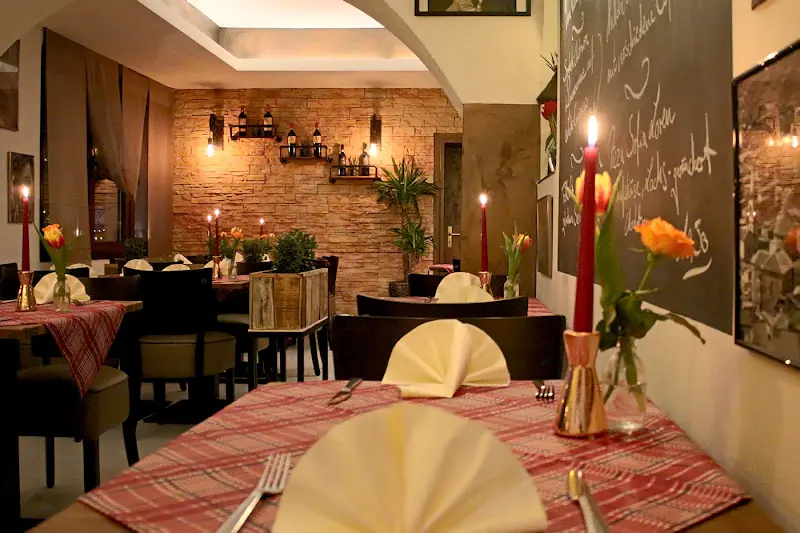 Pizzeria Trattoria Zur Alten Linde restaurant in Heusenstamm