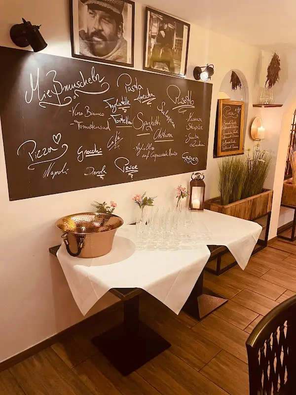 Pizzeria Trattoria Zur Alten Linde_Heusenstamm_slider_image_3