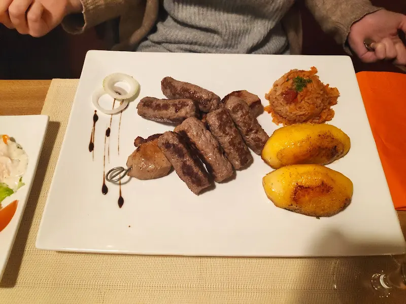 Unter den Linden_Hungen_slider_image_3